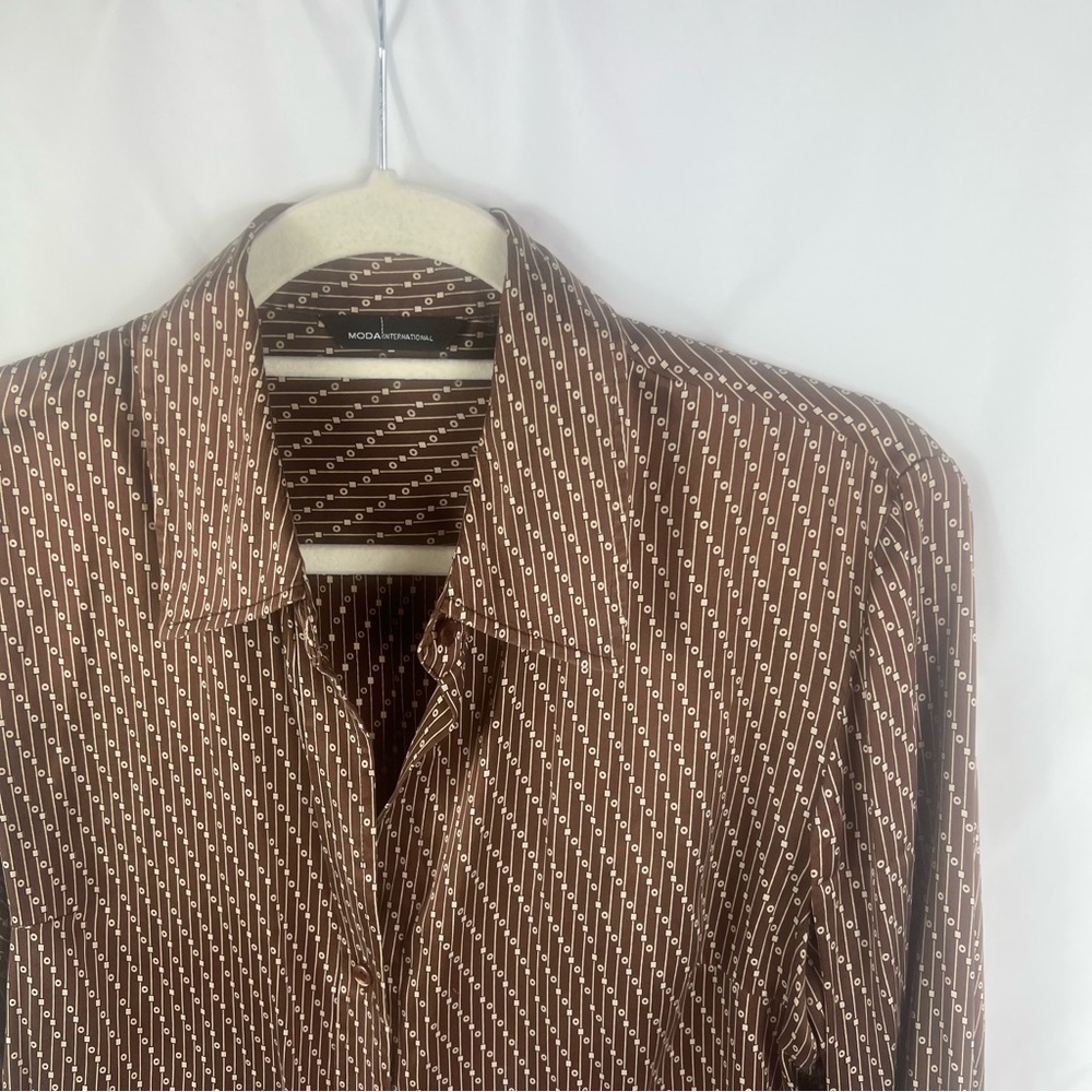 Moda International Brown Patterned Silk Button Do… - image 7